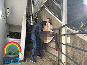 原宿のタピオカ屋でバイトするド淫乱ギャル妻（ノリ軽すぎwザーメン好きすぎw）男の夢を煮詰めたような美巨乳尻エロボディを所構わず野外でご開帳？見せたがり露出狂のセフレひなちゃんですw 七瀬ひな　サンプル画像07